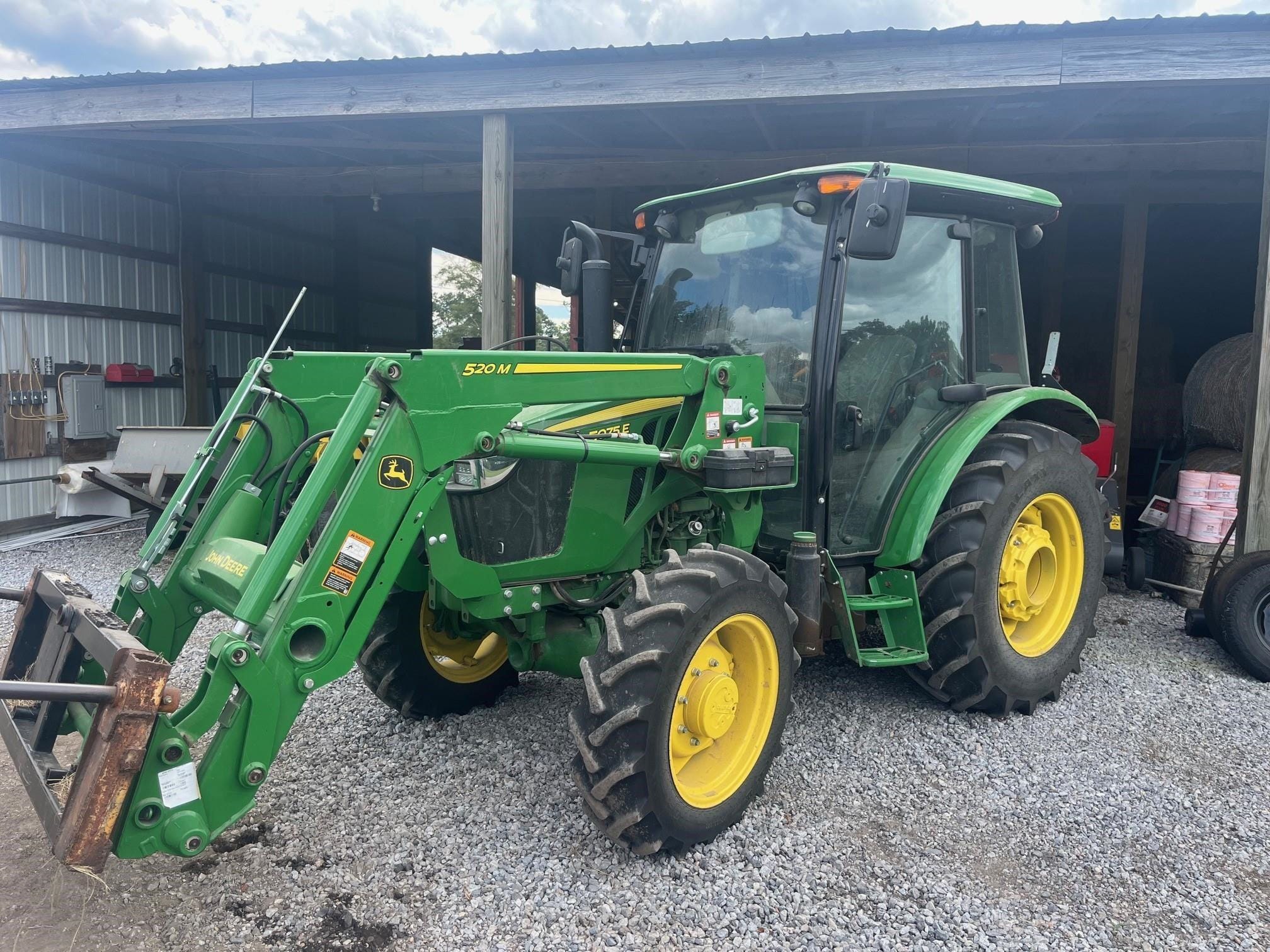 2023 John Deere 5075E Equipment Image0