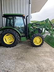 Main image John Deere 5075E 1