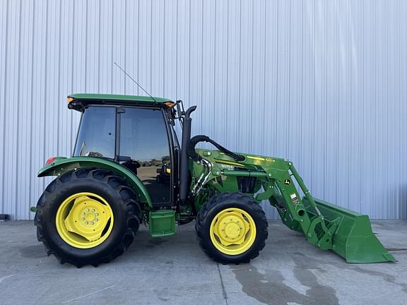 Image of John Deere 5075E equipment image 3