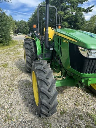 Image of John Deere 5075E equipment image 4