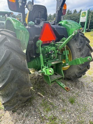 Image of John Deere 5075E equipment image 2
