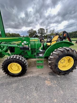 Image of John Deere 5075E equipment image 2