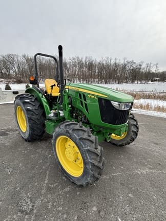 Image of John Deere 5075E equipment image 2