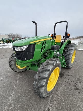 Image of John Deere 5075E equipment image 3