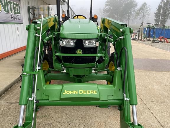 Image of John Deere 5075E equipment image 2