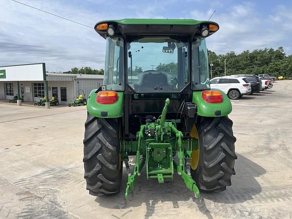 Image of John Deere 5075E equipment image 3