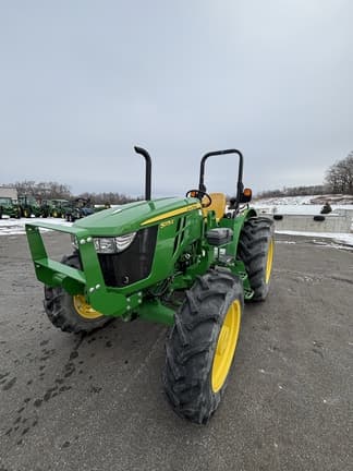 Image of John Deere 5075E equipment image 3