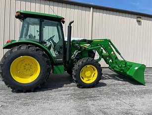 Main image John Deere 5075E 0