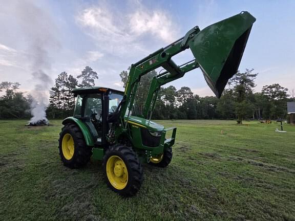Image of John Deere 5075E equipment image 3