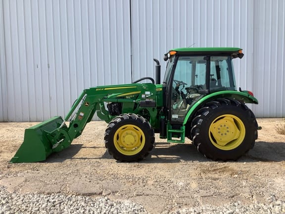 Main image John Deere 5075E