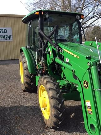 Image of John Deere 5075E equipment image 4