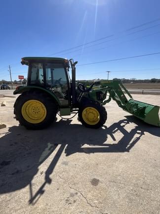 Image of John Deere 5075E equipment image 3