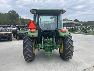 Main image John Deere 5075E 12