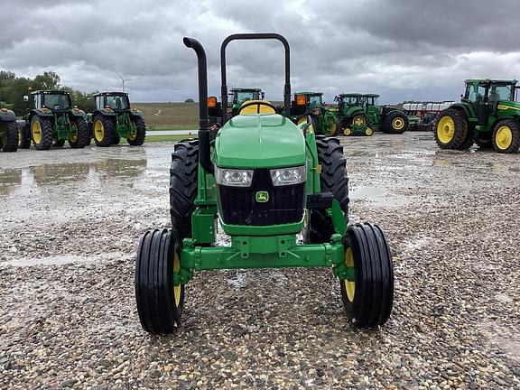 Image of John Deere 5075E equipment image 1