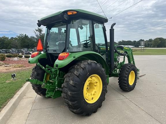 Image of John Deere 5075E equipment image 2