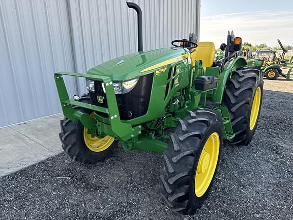 Image of John Deere 5075E equipment image 2