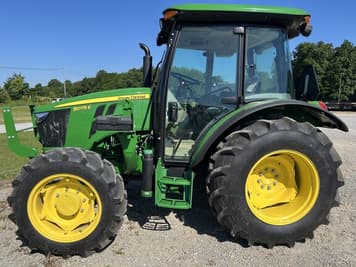 Main image John Deere 5075E
