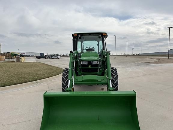 Image of John Deere 5075E equipment image 1