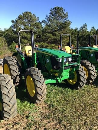 Image of John Deere 5075E equipment image 1