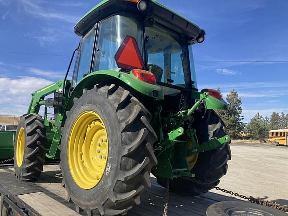 Image of John Deere 5075E equipment image 1