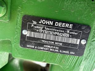 Main image John Deere 5075E 9