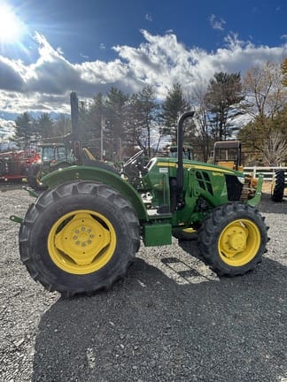 2023 John Deere 5075E Equipment Image0