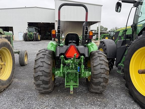 Image of John Deere 5075E equipment image 1