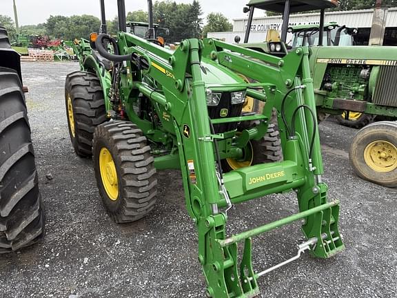 Image of John Deere 5075E equipment image 2