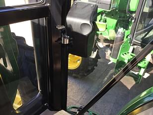 Main image John Deere 5075E 14