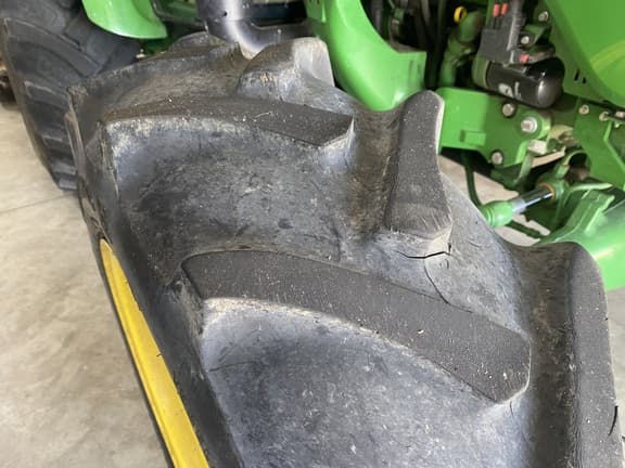 Image of John Deere 5075E equipment image 2