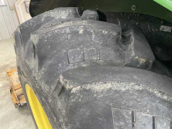 Image of John Deere 5075E equipment image 3