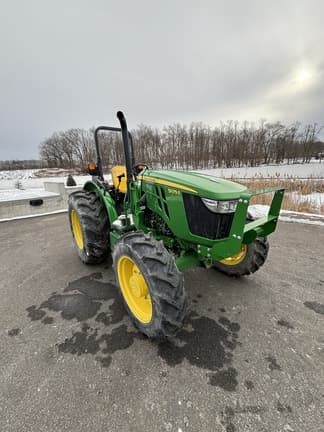 Image of John Deere 5075E equipment image 2