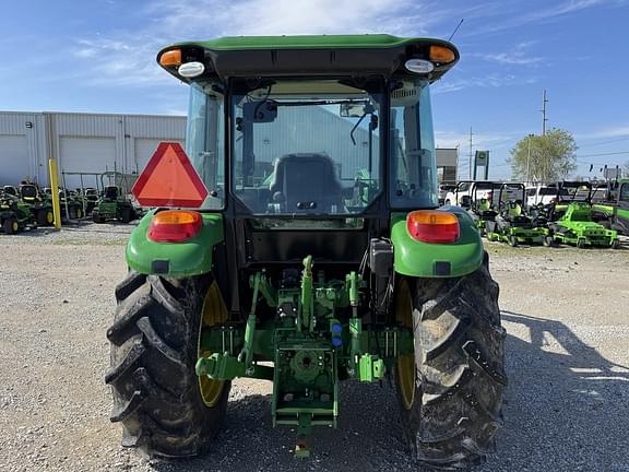 Image of John Deere 5075E equipment image 3