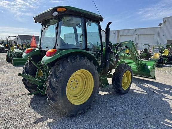 Image of John Deere 5075E equipment image 4