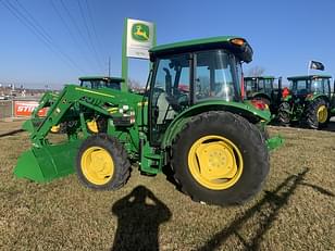 Main image John Deere 5075E 0