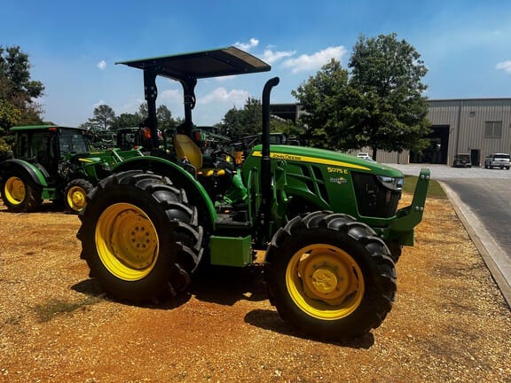 2023 John Deere 5075E Equipment Image0