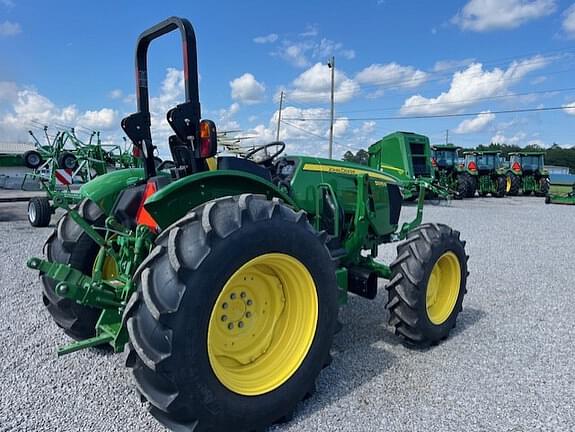 Image of John Deere 5075E equipment image 3