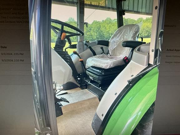 Image of John Deere 5075E equipment image 4