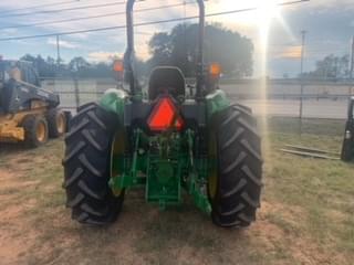 Image of John Deere 5075E equipment image 1