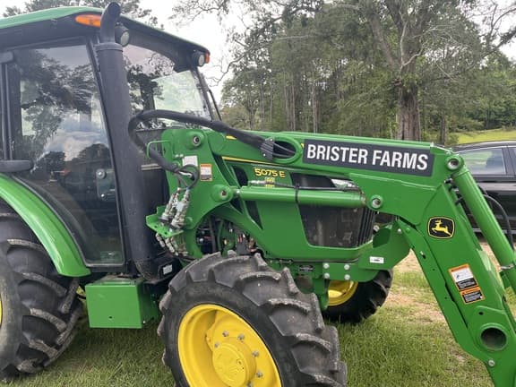 Image of John Deere 5075E equipment image 3
