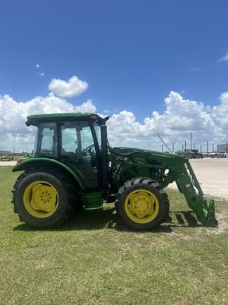 Image of John Deere 5075E equipment image 3