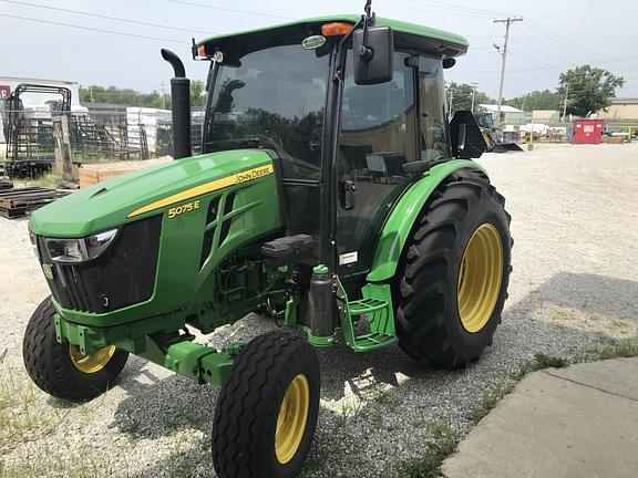 Image of John Deere 5075E Primary image