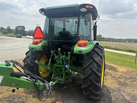 Image of John Deere 5075E equipment image 3