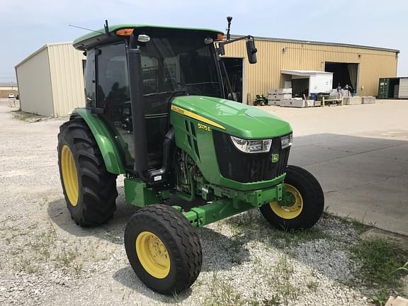 Image of John Deere 5075E equipment image 1