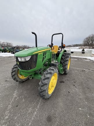 Image of John Deere 5075E equipment image 3