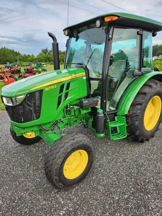 2023 John Deere 5075E Equipment Image0