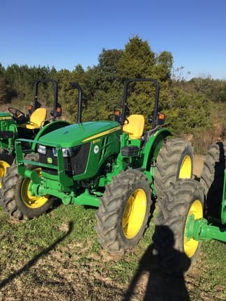 Image of John Deere 5075E equipment image 1