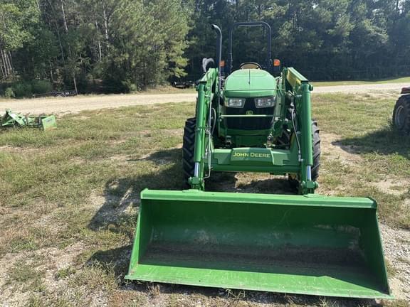 Image of John Deere 5075E equipment image 3