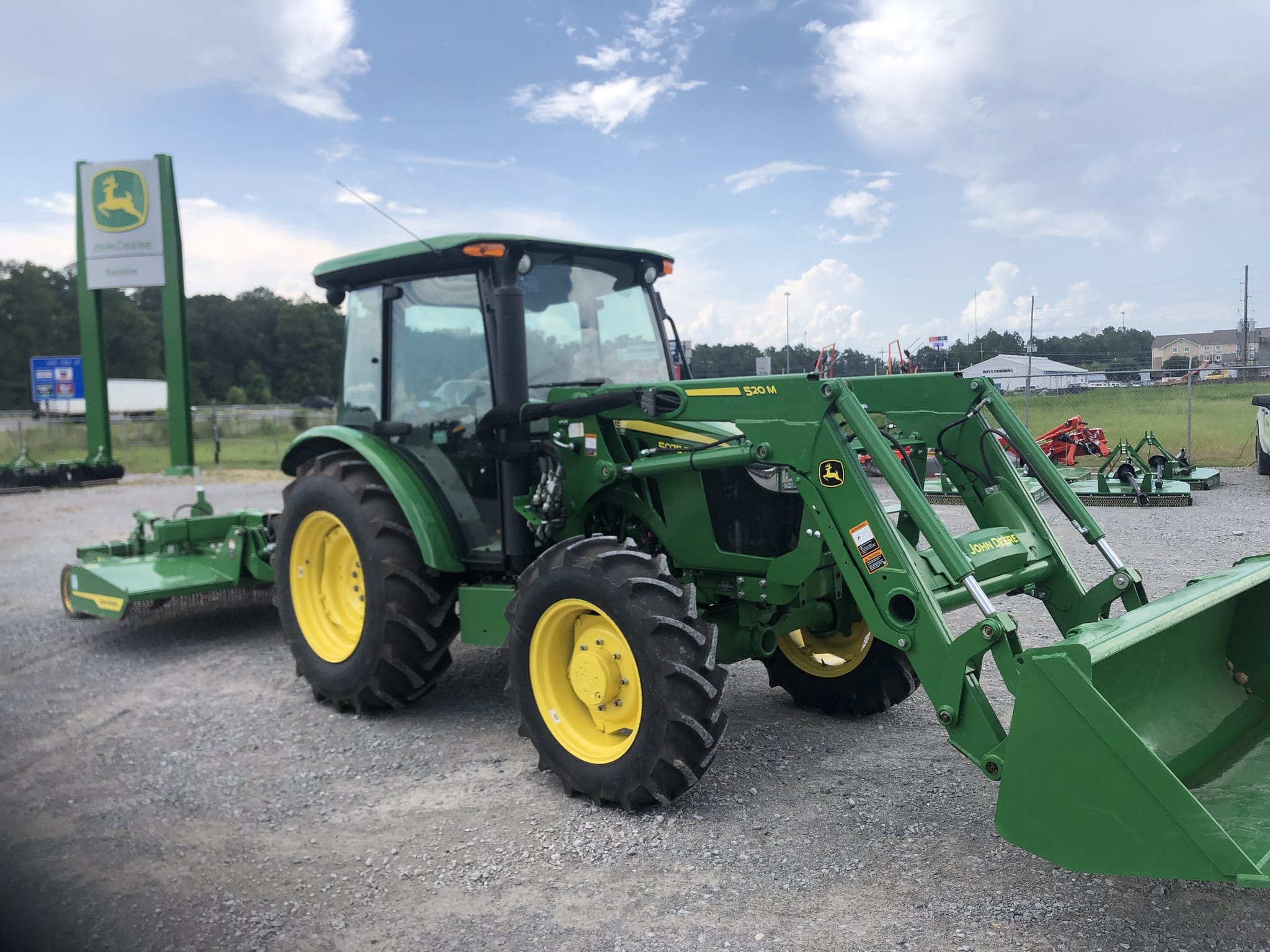 2023 John Deere 5075E Equipment Image0
