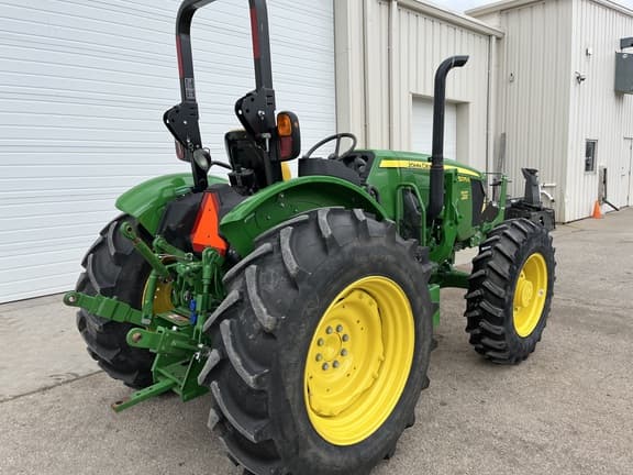 Image of John Deere 5075E equipment image 2